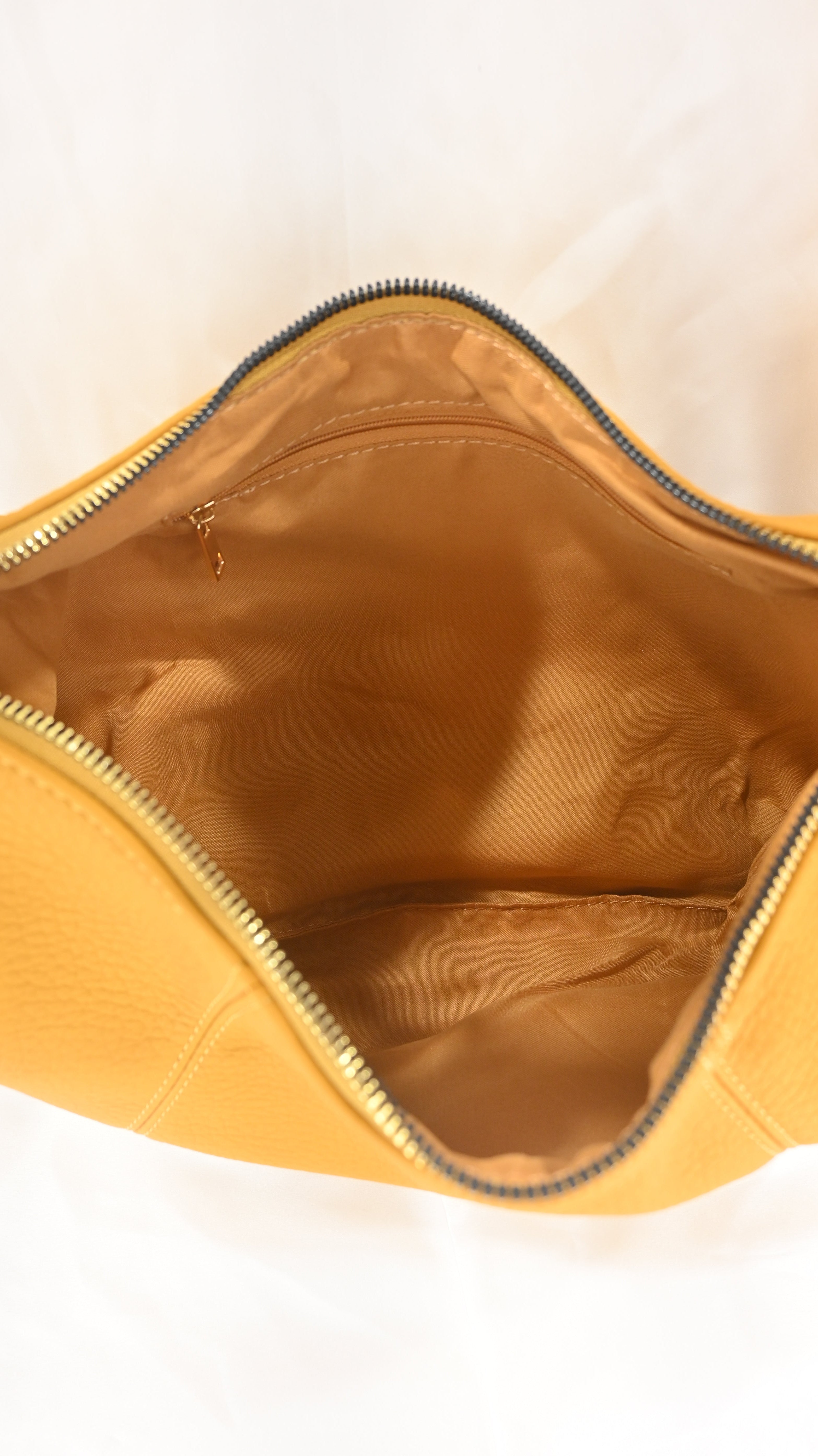 Bolso de mano a rayas
