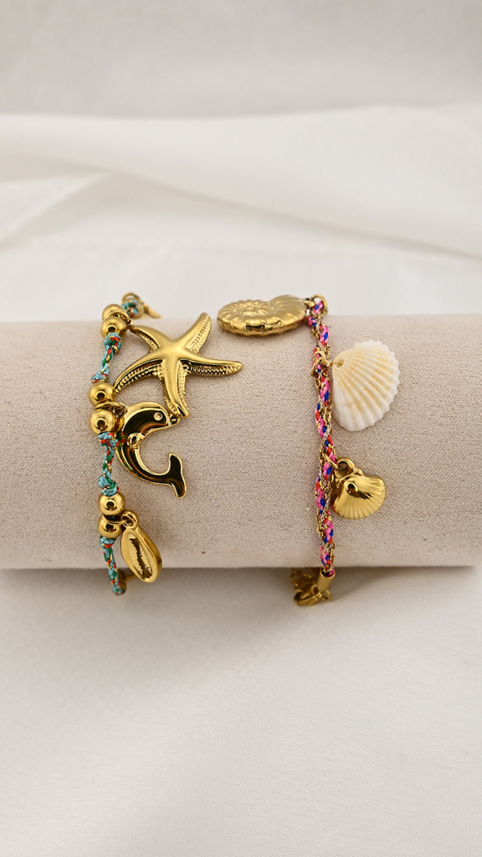 Bracciale corda con charms marini