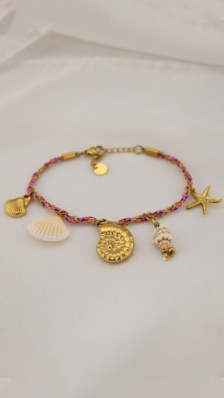 Bracciale corda con charms marini