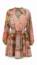 Abito corto a maniche lunghe stile boho