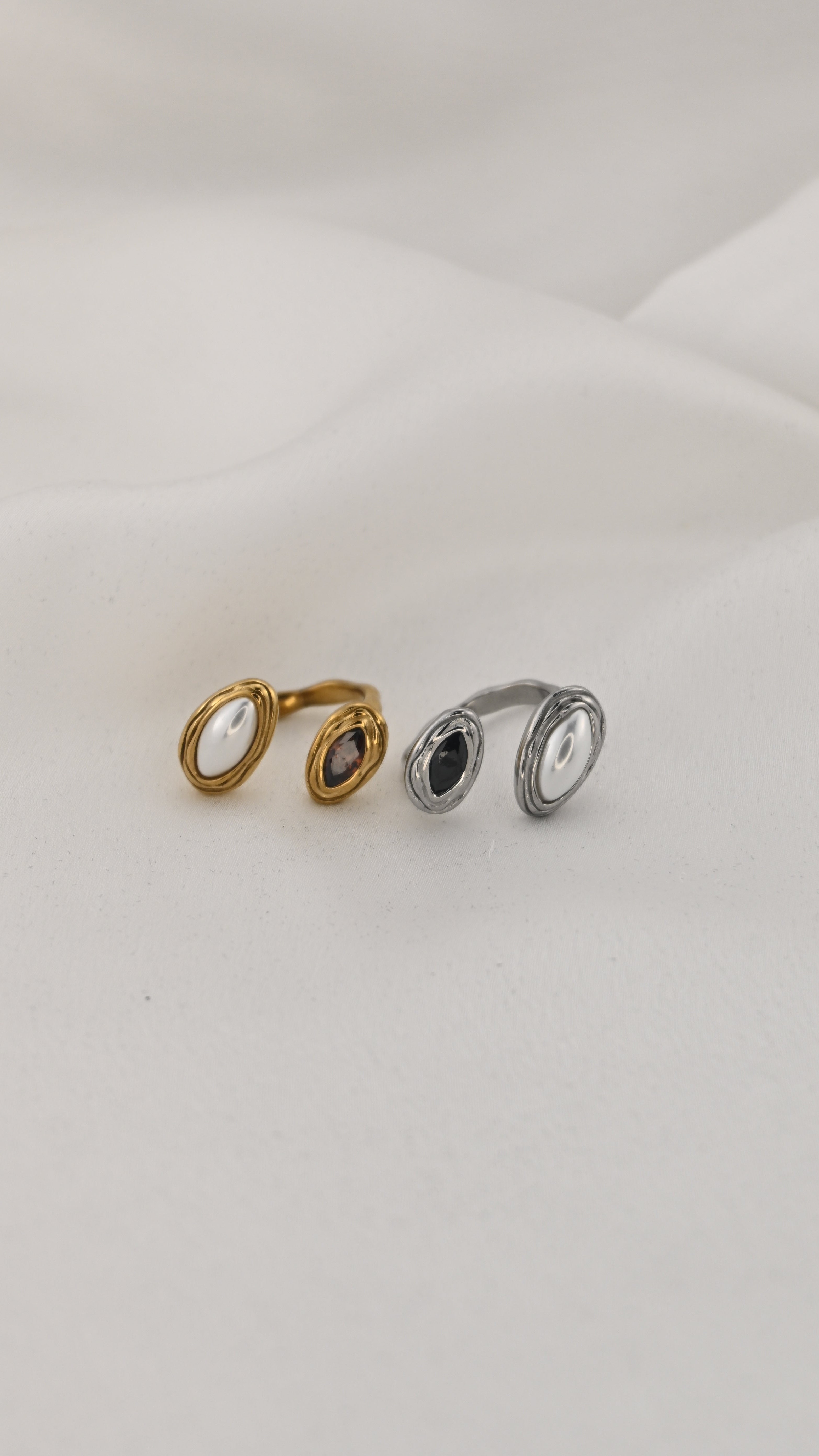 Anello regolabile con doppio ovale