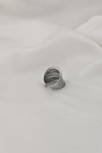 Anello a fascia regolabile