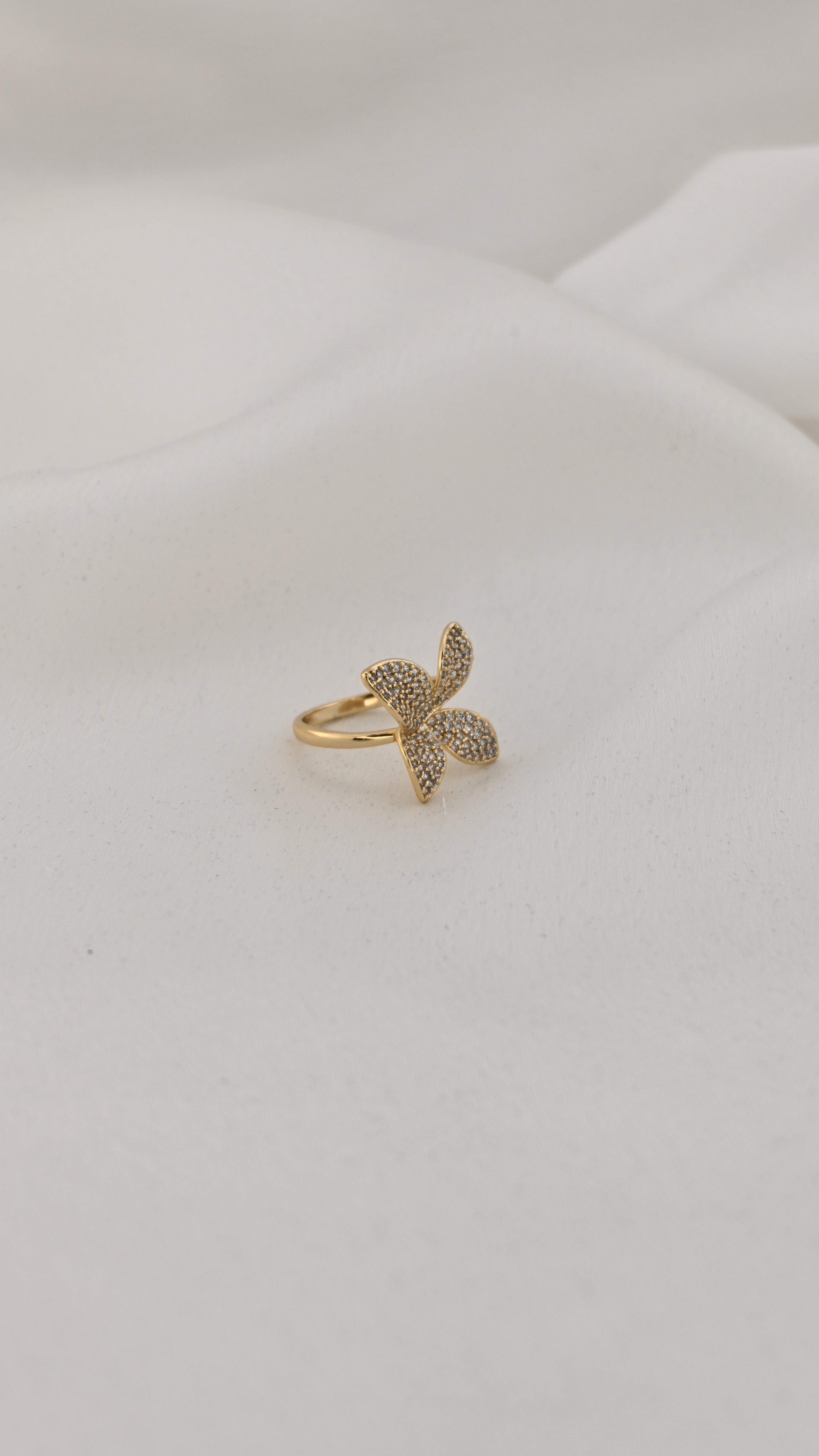 Anello a farfalla