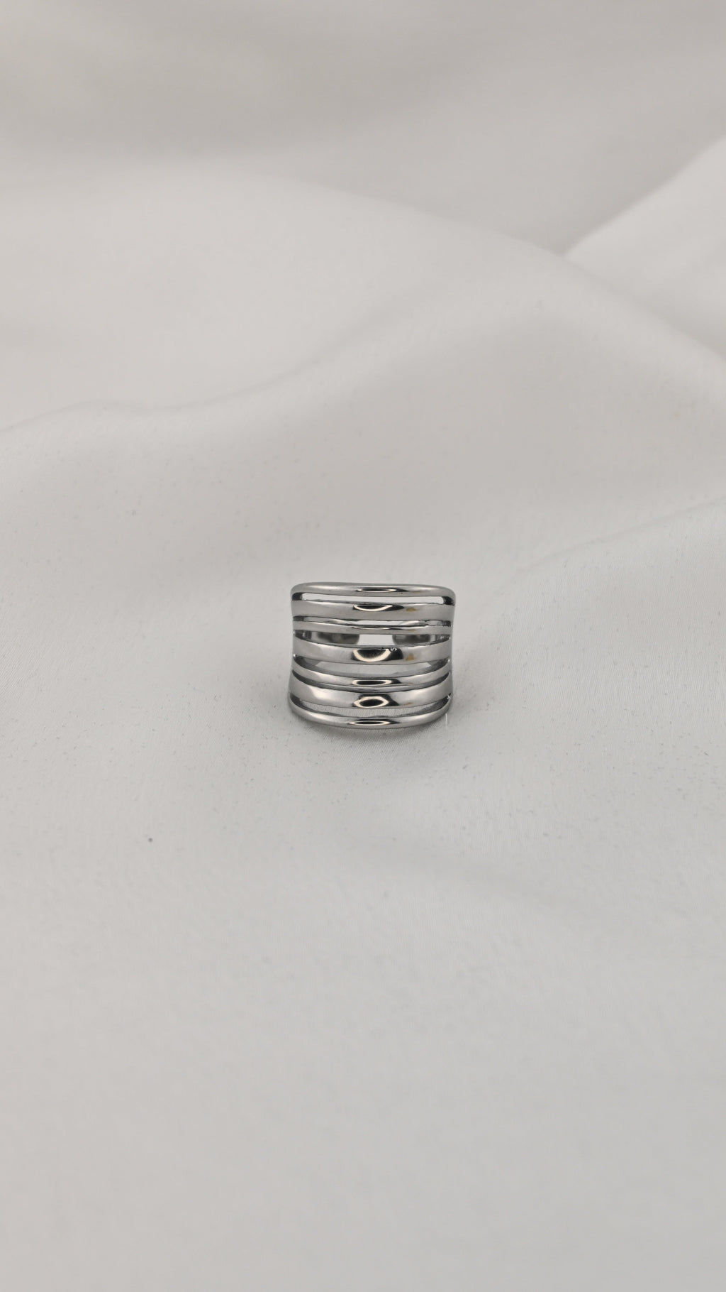 Anello a fascia regolabile
