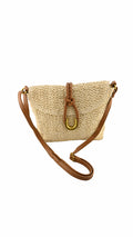 Borsa ricamata con patta e tracolla