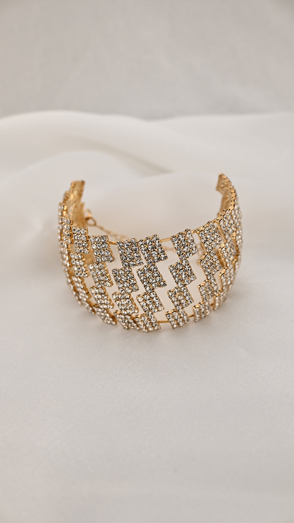 Bracciale geometrico con cristalli