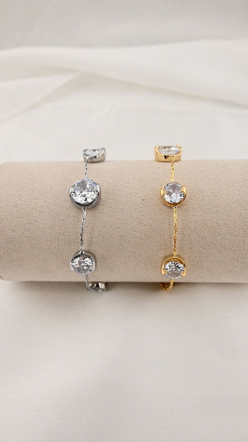 Bracciale con pietre tonde trasparenti