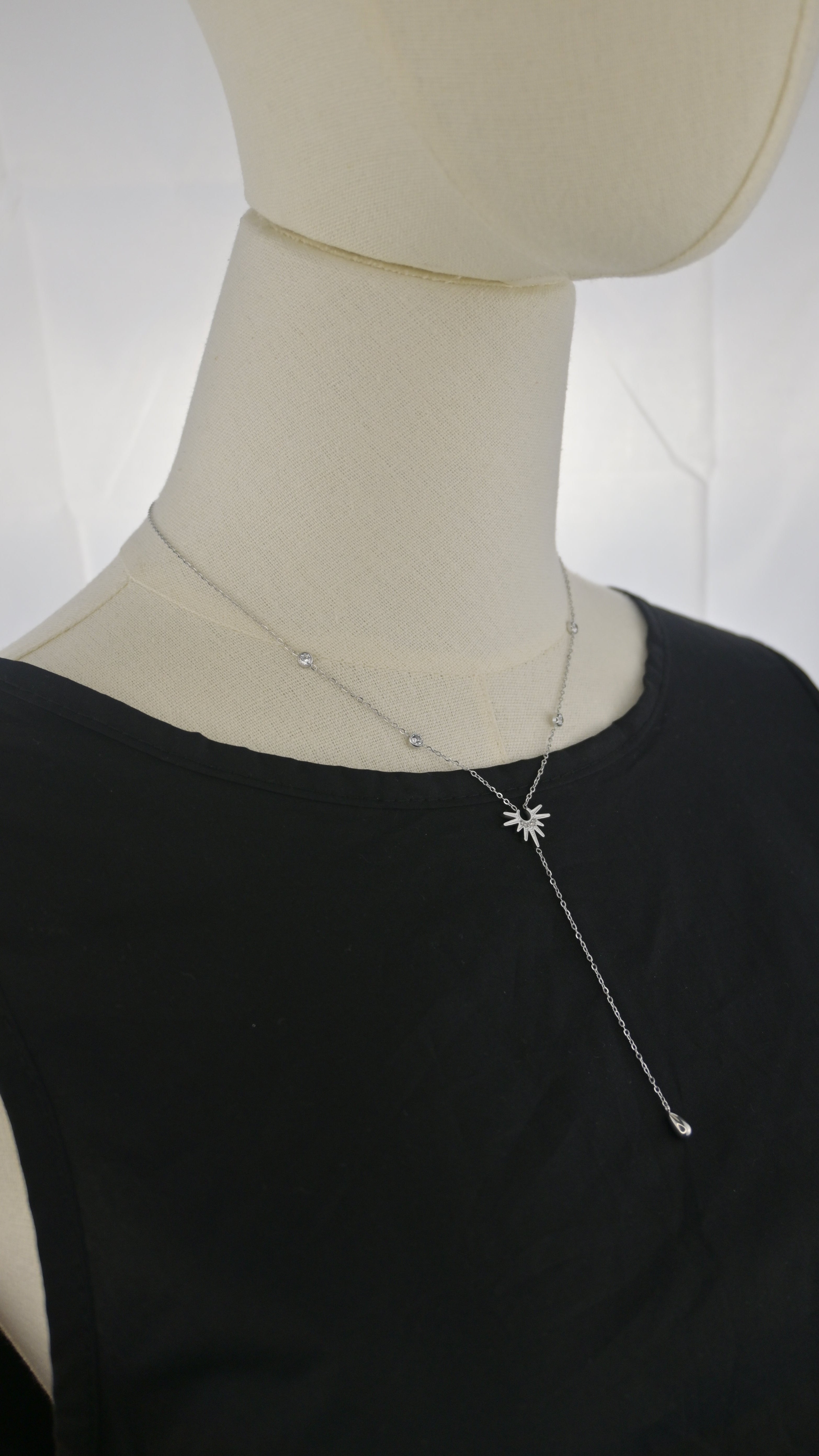 Collana a Y con pendente sole