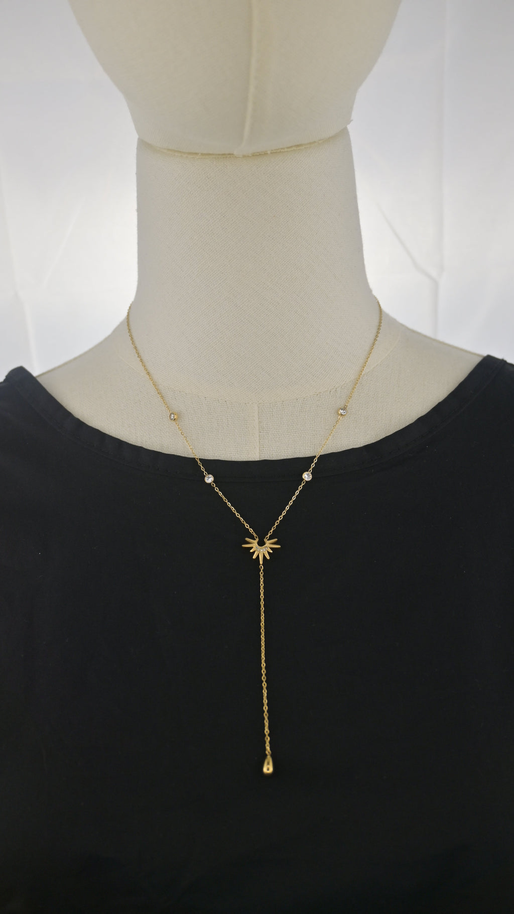 Collana a Y con pendente sole