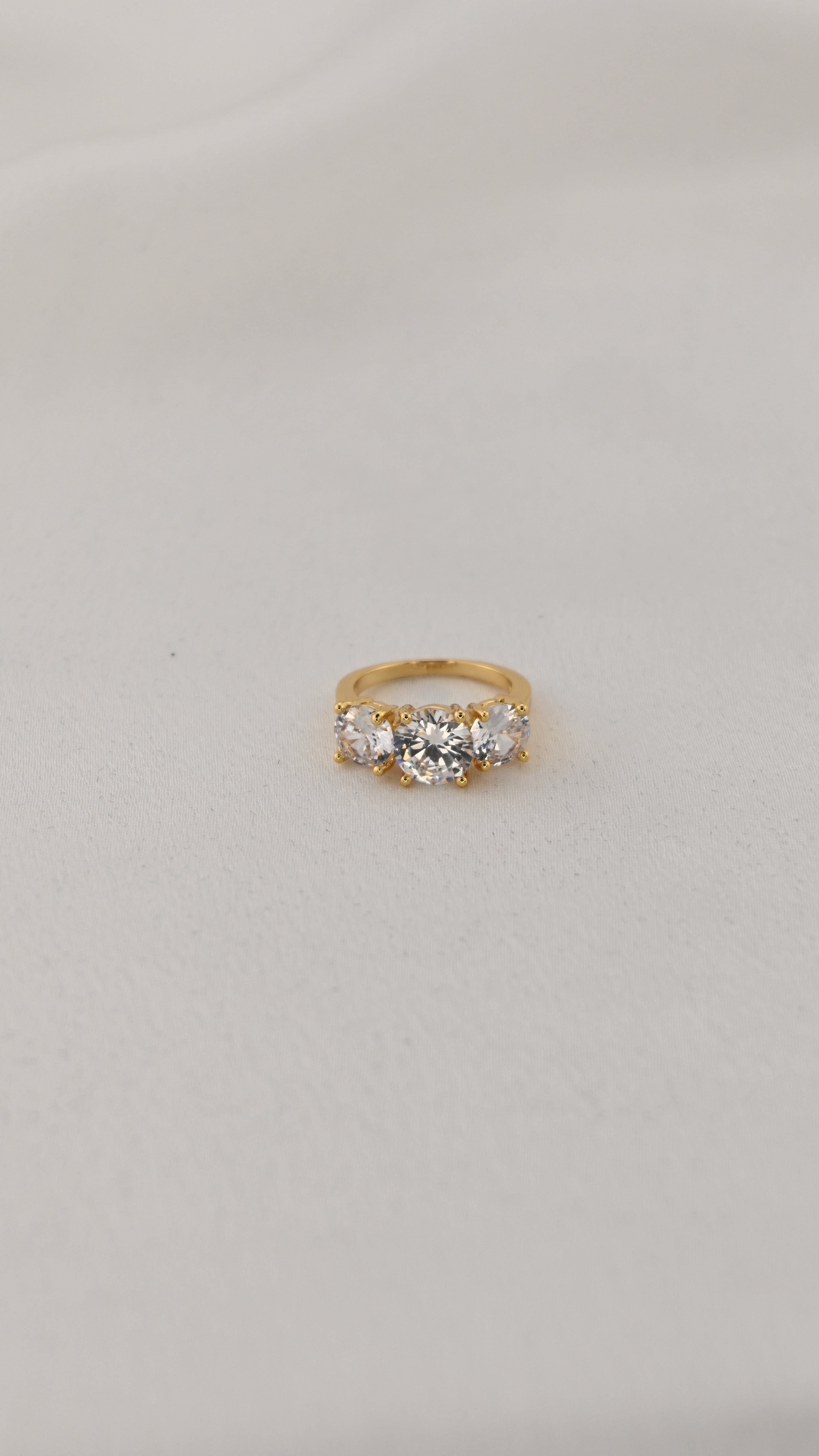 Anello Trilogy oro