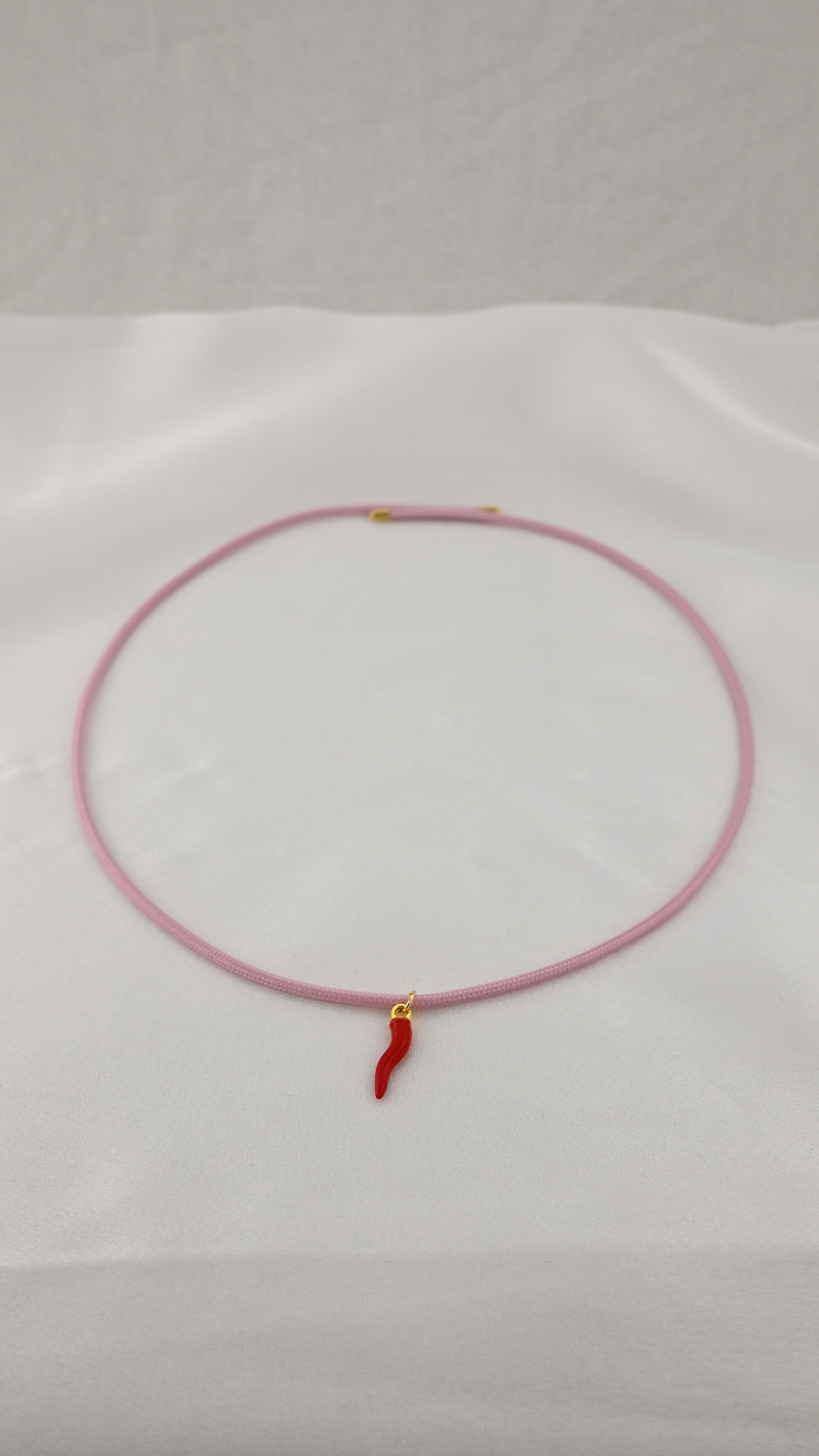 Bracciale/ Girocollo regolabile con pendente a peperoncino